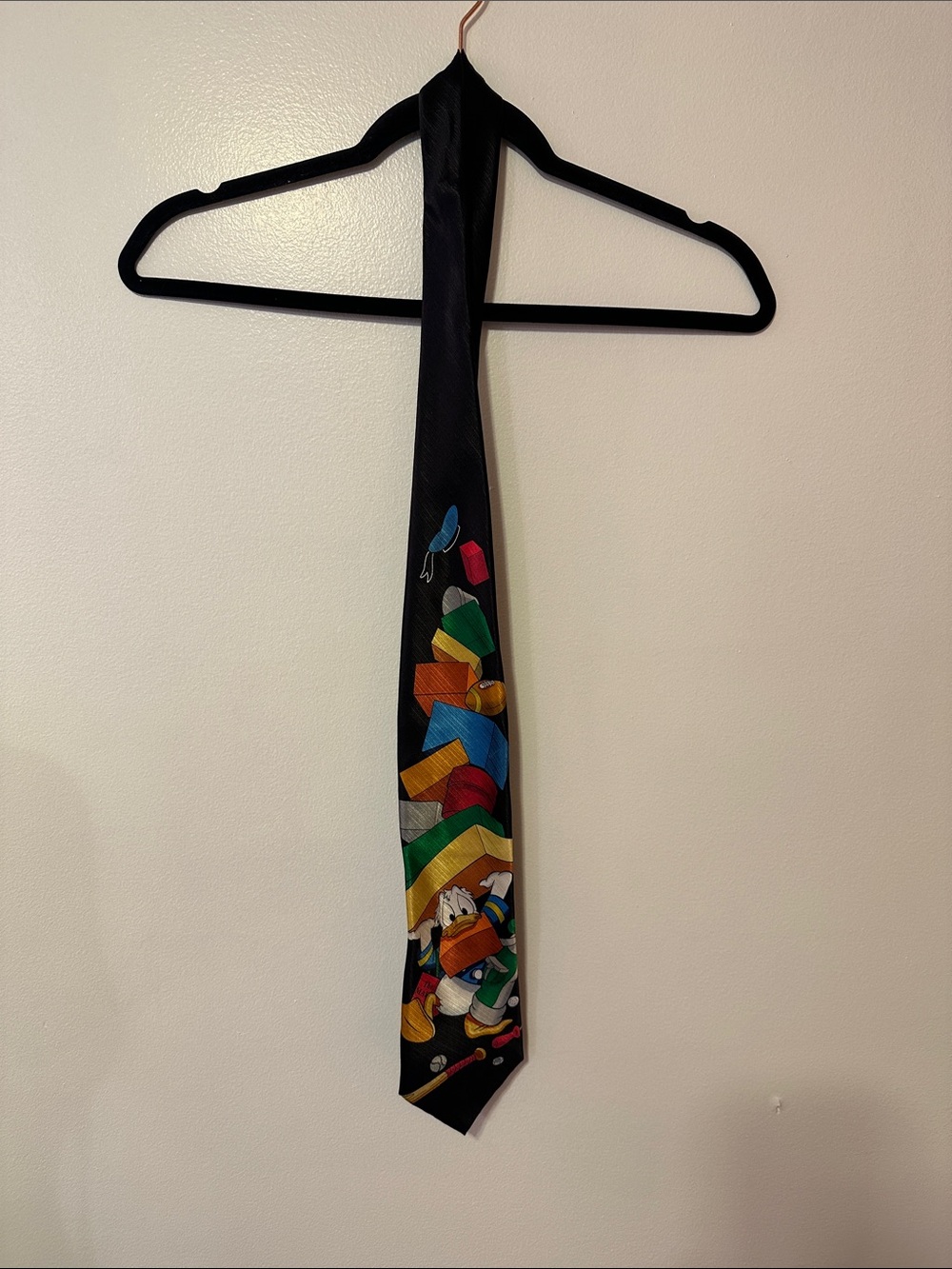 Disney Unlimited Vintage Black Silk Donald Duck Colorful Novelty Tie
